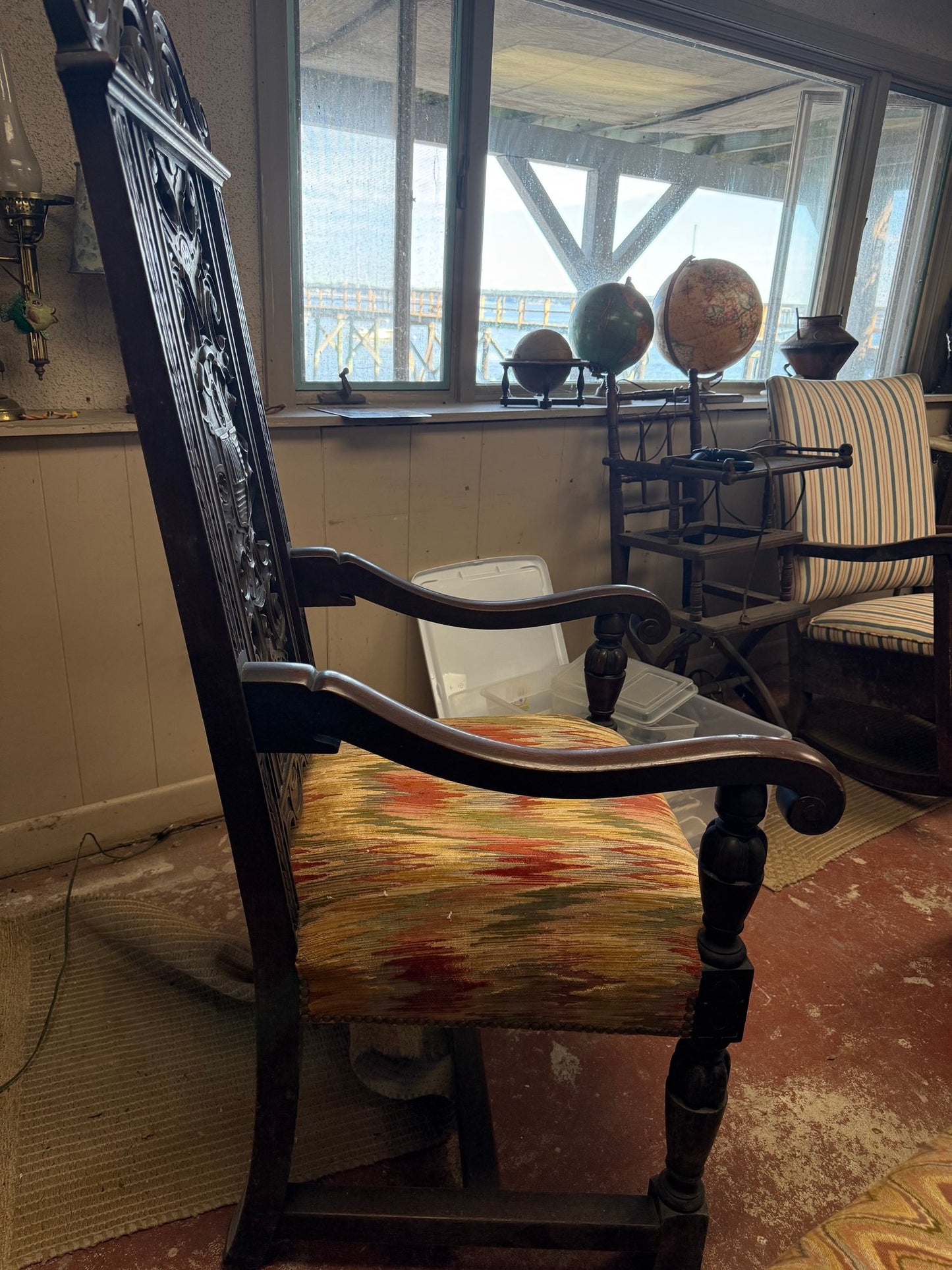 Dark Wood Baroque Revival King’s Chair with Carved Crest