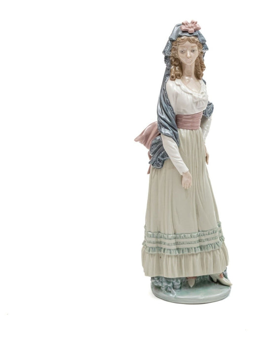 Lladró "Spanish Lady" Porcelain Figurine | Period Dress | © Daisa 1980 | Hand Made in Spain | 12.5"