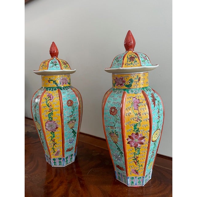 Pair of Chinese Famille Rose Octagonal Covered Jars | Turquoise & Yellow Chinoiserie Ginger Jars with Lids
