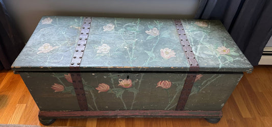Antique Hand-Painted Green Storage Chest with Floral Motifs – Central/Eastern Europe, 43” Wide