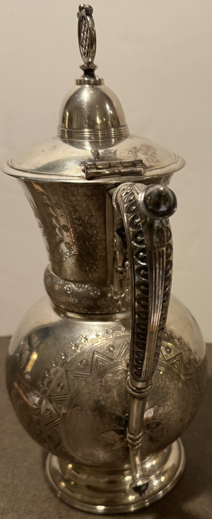 Vintage 1946 Rogers Smith Silver-Plated Tea Kettle Pot – Engraved Floral & Bird Design
