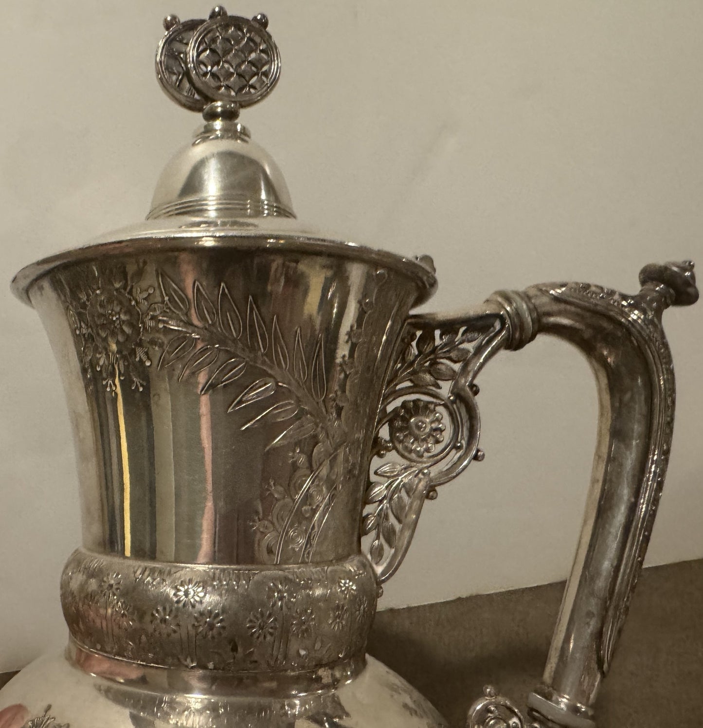 Vintage 1946 Rogers Smith Silver-Plated Tea Kettle Pot – Engraved Floral & Bird Design