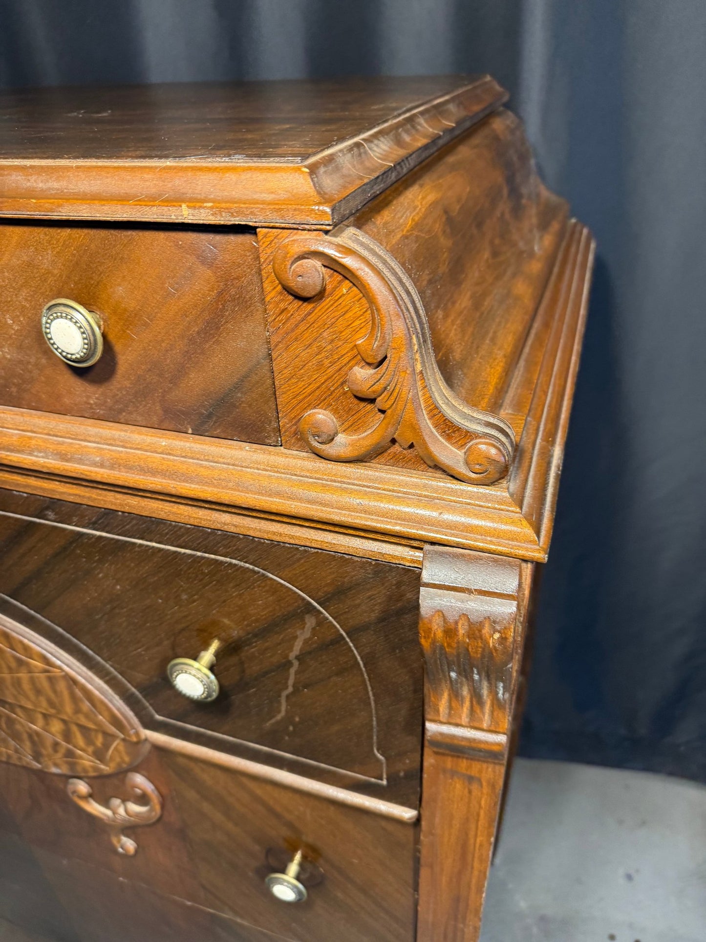Art Deco Waterfall Style Inlaid Chest of Drawers – 1930s–1940s, 48″ Tall